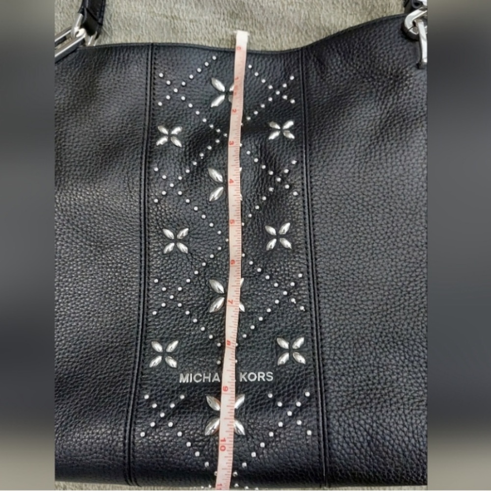 Michael Kors Leighton Large Black Pebbled Leather Shoulder Tote Silver Accent - Picture 13 of 13